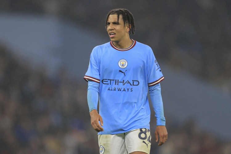 曼城拒绝森林2500万欧元初始报价 坚持刘易斯转会费需达4000万