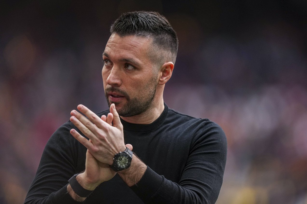 葡媒:前阿贾克斯主帅法里奥利即将执教波尔图