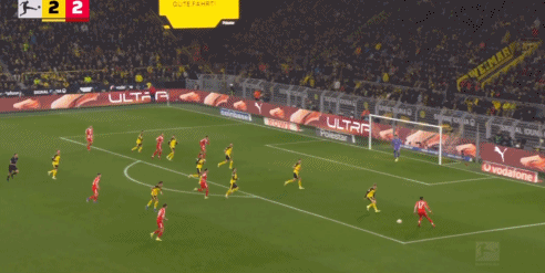 华体会hth官网-官方：基米希对多特的绝杀当选拜仁二月最佳进球