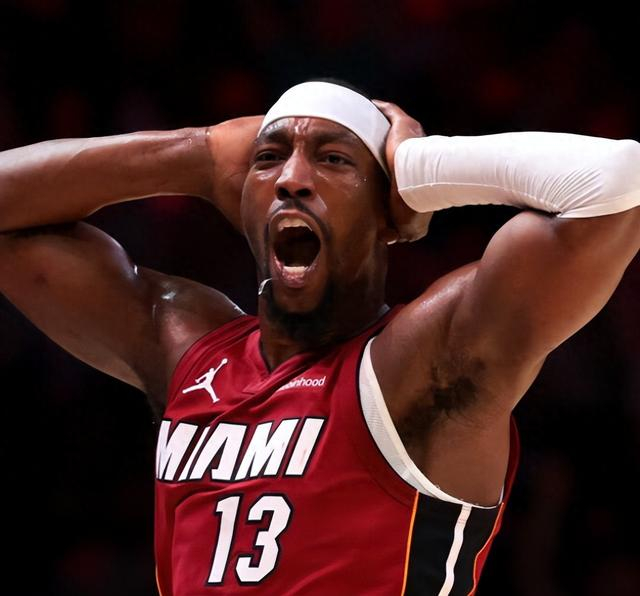 华体会注册-轰83+9超越科比！热巴一战创20项纪录惊为天人 抱头怒吼接受欢呼|阿德巴约|奇才|科比·布莱恩特|迪丽热巴|NBA_新浪体育_新浪新闻